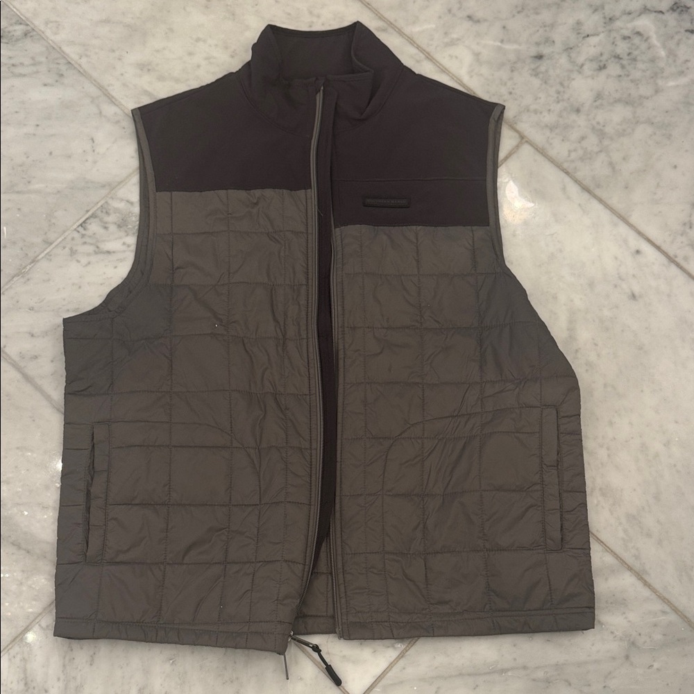 Southern Marsh Men's Quilted Vest - Brown and Gray